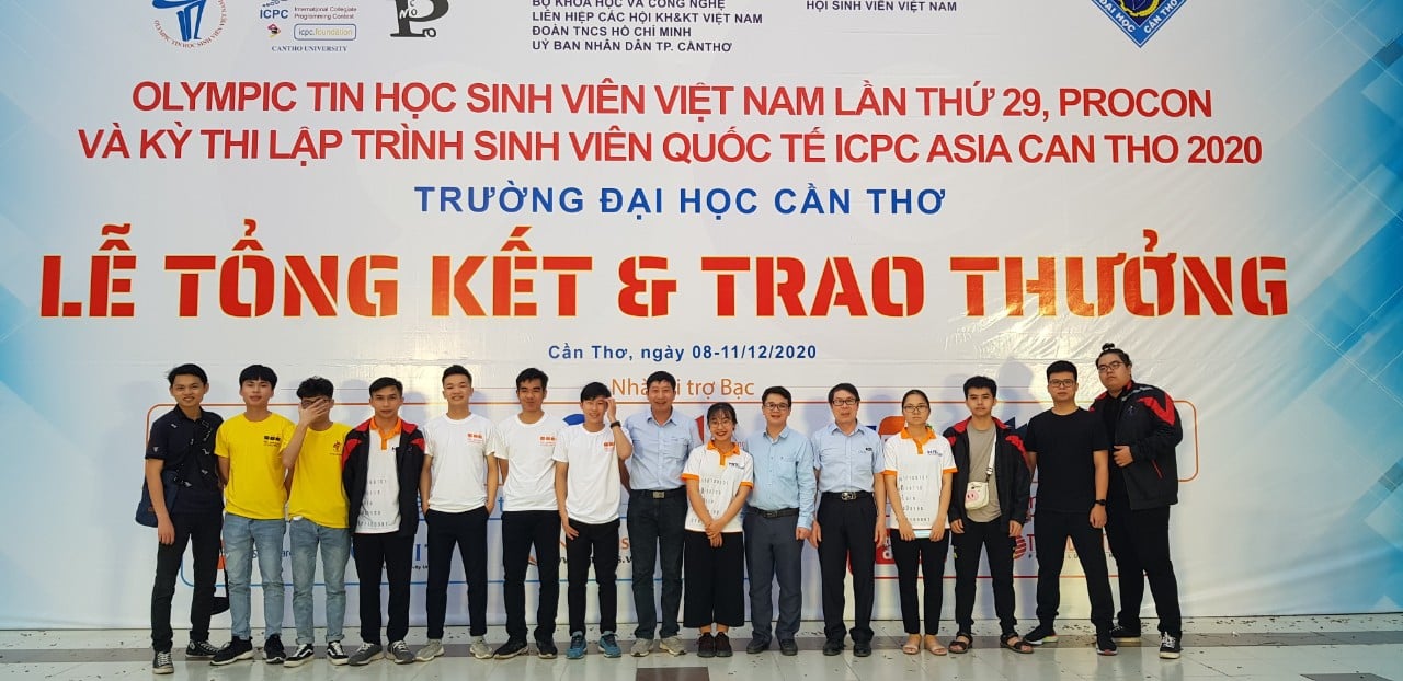 Khoa Công nghệ thông tin đạt giải tại Kỳ thi Olympic Tin học Sinh viên Việt Nam lần thứ 29