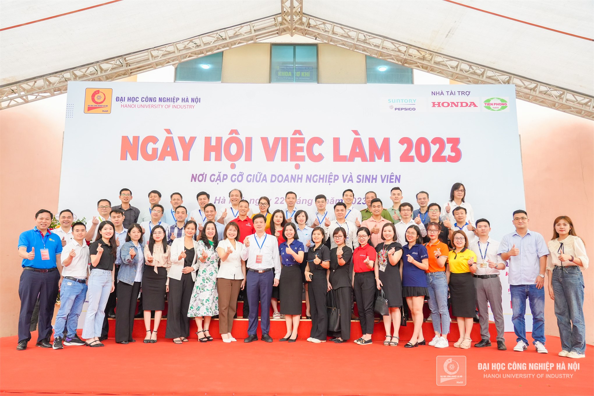 Ngày hội việc làm 2023: Nơi gắn kết sinh viên và doanh nghiệp