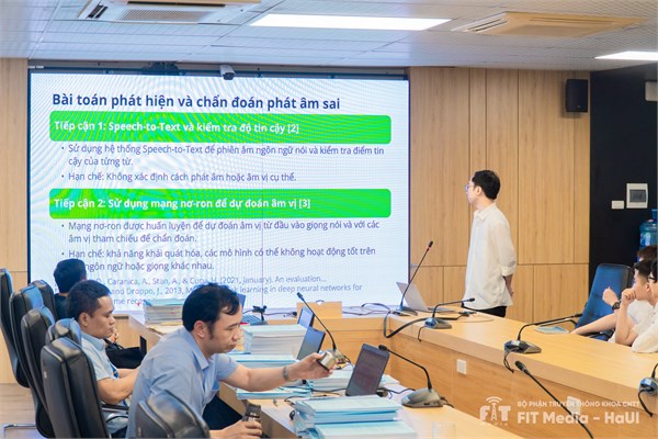 Lễ bảo vệ Đề tài Nghiên cứu Khoa học Sinh viên Khoa Công nghệ thông tin năm 2024