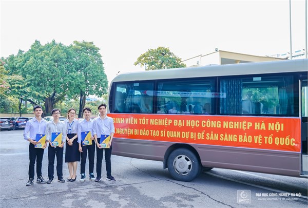 Sinh viên khoa Công nghệ thông tin trúng tuyển khóa đào tạo Sỹ Quan dự bị năm 2024