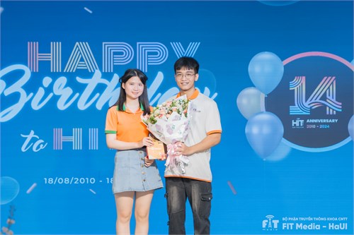 Chúc mừng sinh nhật Câu lạc bộ Tin học HIT 14 tuổi – 14 năm Rực rỡ sắc màu