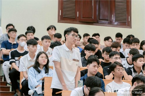 Chào đón tân sinh viên khóa 19 Khoa Công nghệ thông tin - Khởi đầu mới cho một hành trình rực rỡ