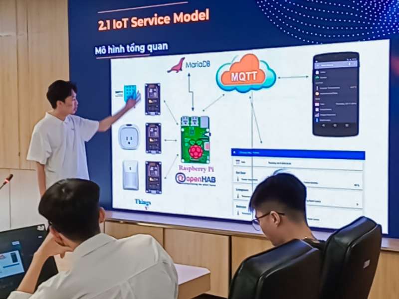 Gần 200 sinh viên Khoa CNTT thành công từ Khóa học Samsung Innovation Campus